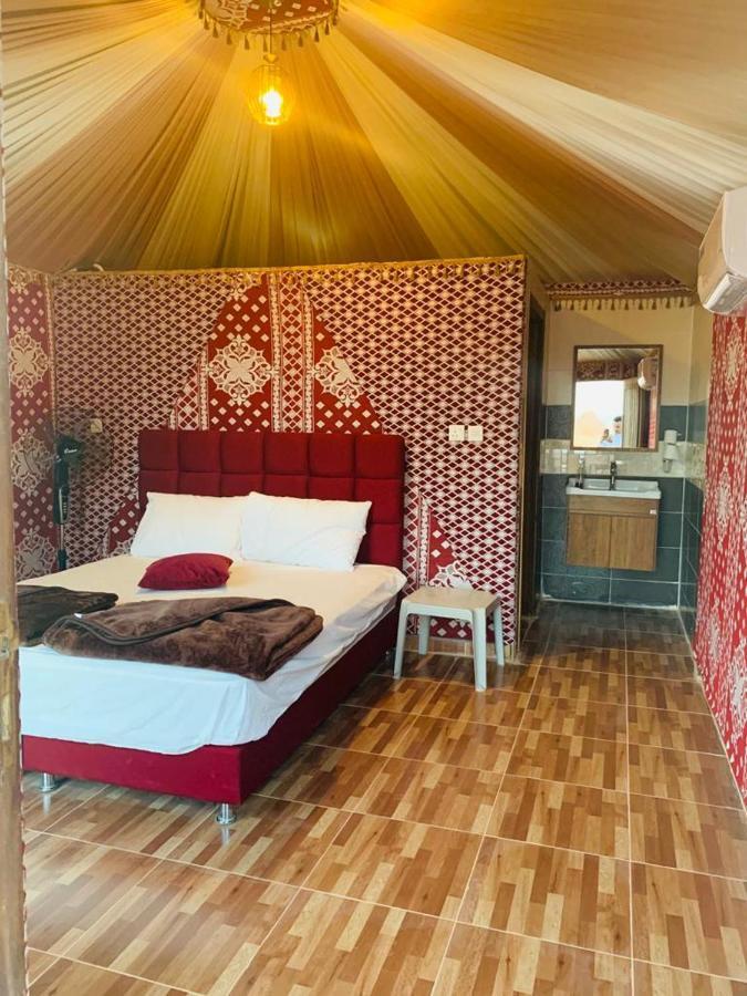 Hotel Maraheb Luxury Camp à Wadi Rum Extérieur photo