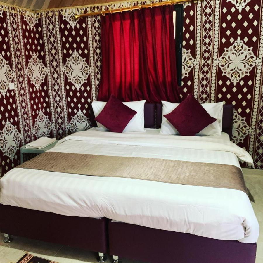 Hotel Maraheb Luxury Camp à Wadi Rum Extérieur photo