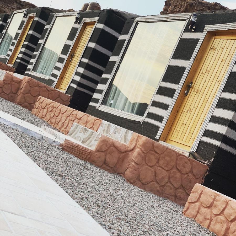 Hotel Maraheb Luxury Camp à Wadi Rum Extérieur photo