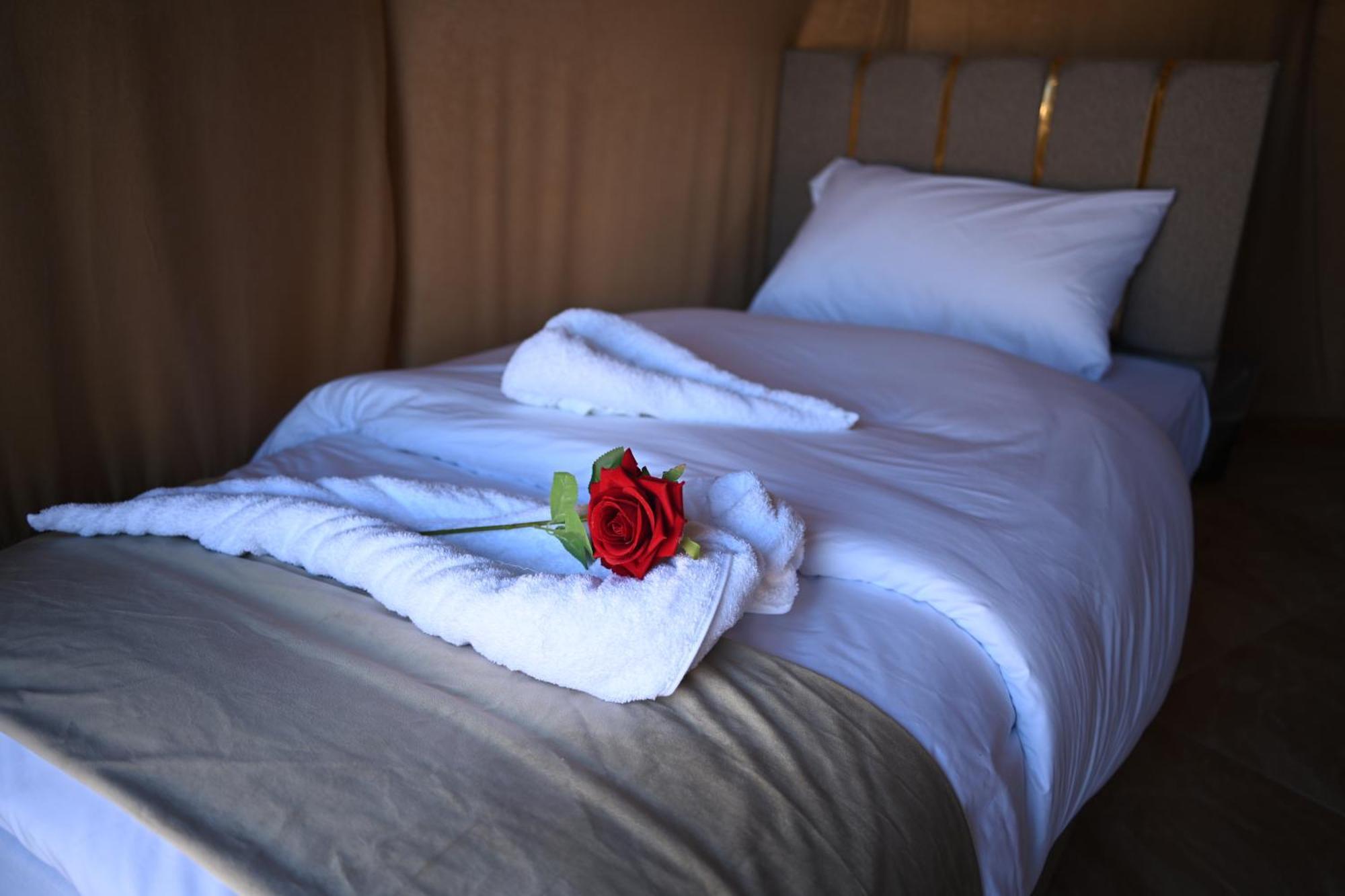 Hotel Maraheb Luxury Camp à Wadi Rum Extérieur photo