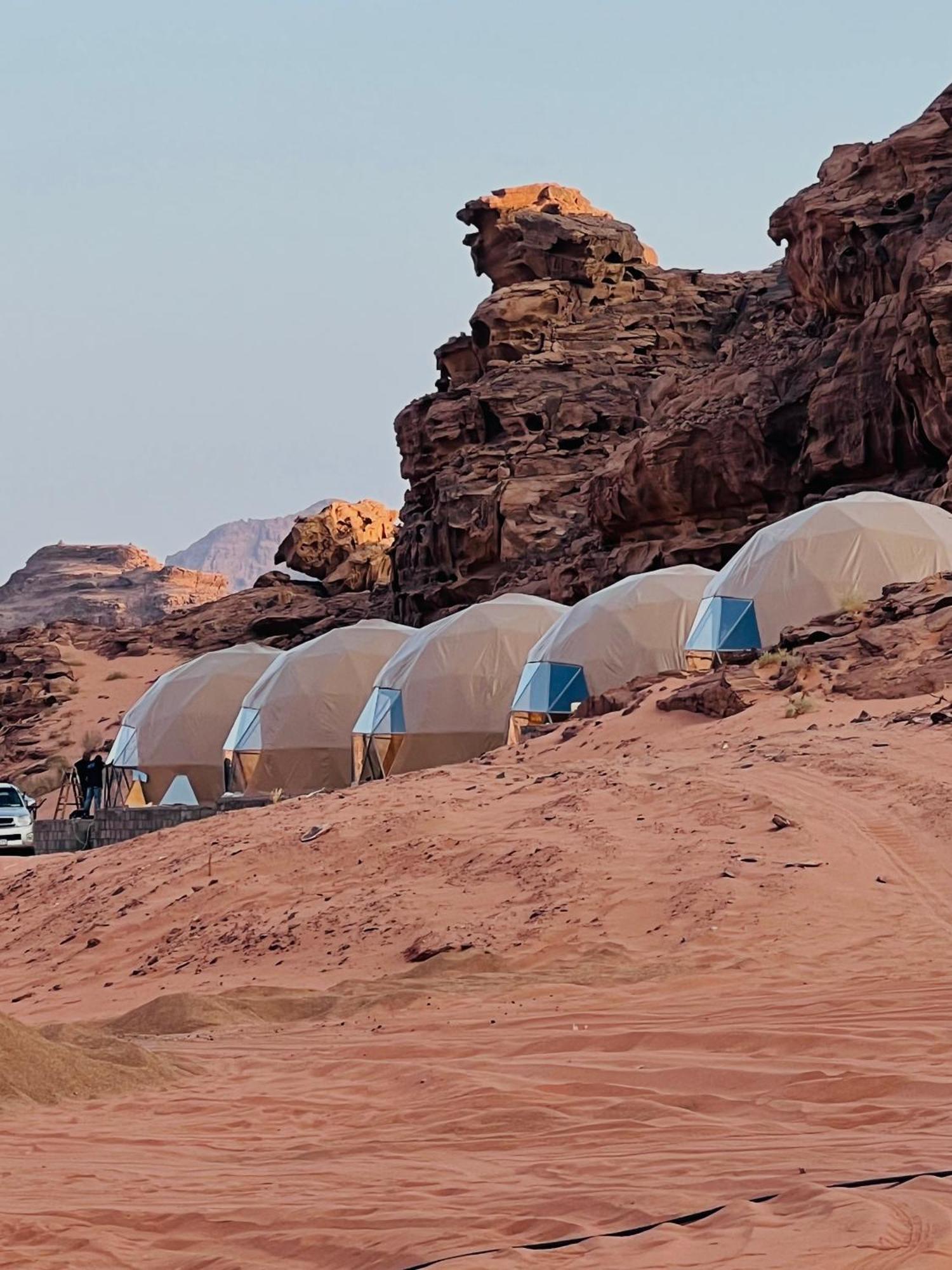 Hotel Maraheb Luxury Camp à Wadi Rum Extérieur photo