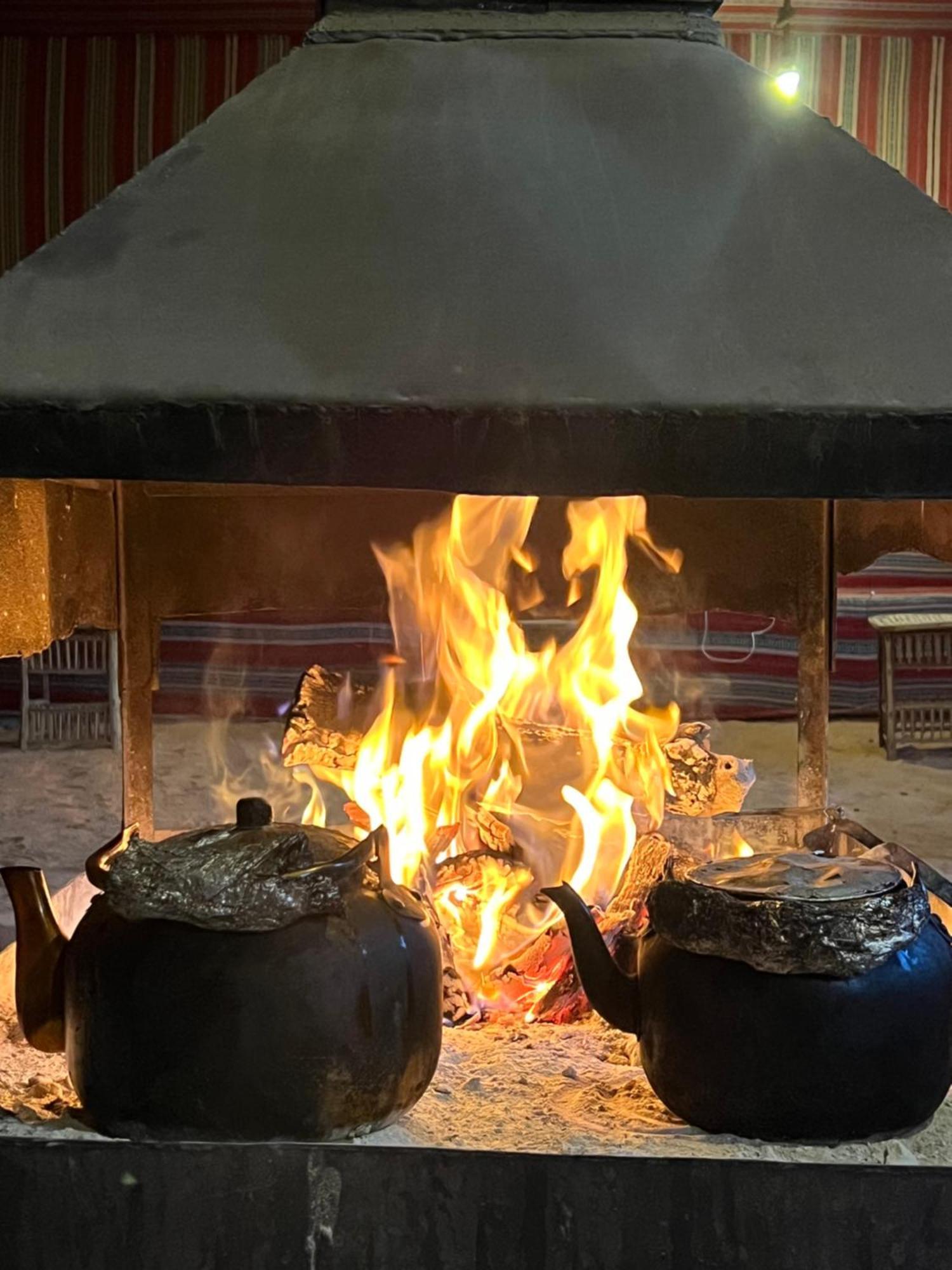 Hotel Maraheb Luxury Camp à Wadi Rum Extérieur photo